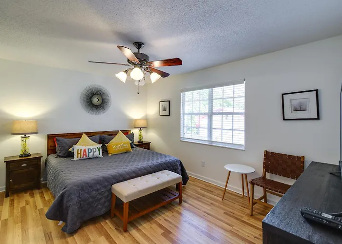 Cozy Home Near Pigeon Forge Attractions