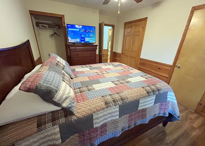 Tucked Away Cabin